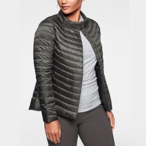 Like new Athleta Downkind Jacket